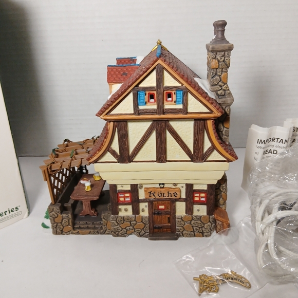 Dept 56 Alpine Village Series Schultz's - Frankfurt's Wurst Restaurant 2007 Rare - Picture 9 of 11